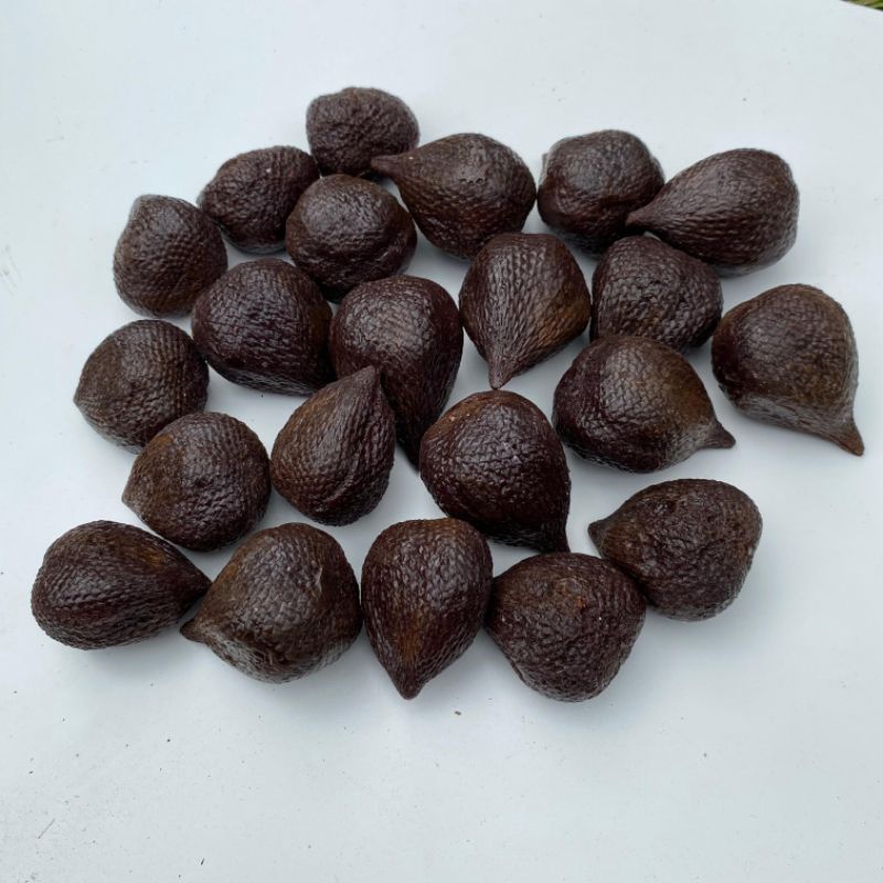 Replika buah salak / Mainan anak / Edukasi anak / Dekorasi meja makan