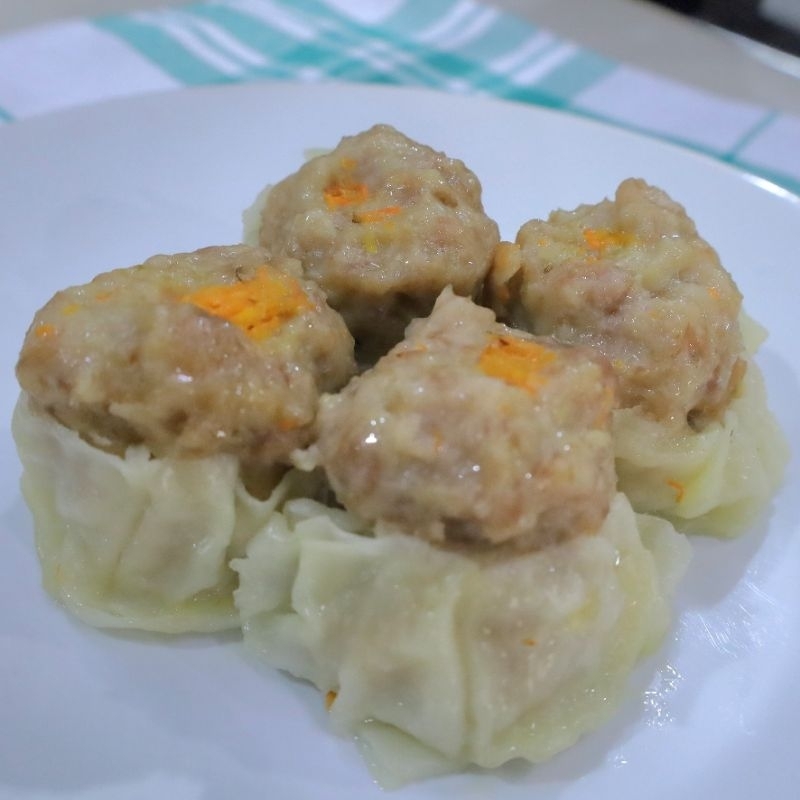 

DIMSUM / SIEWMAI / SIOMAY Ayam Jamur / Wortel / Cumi