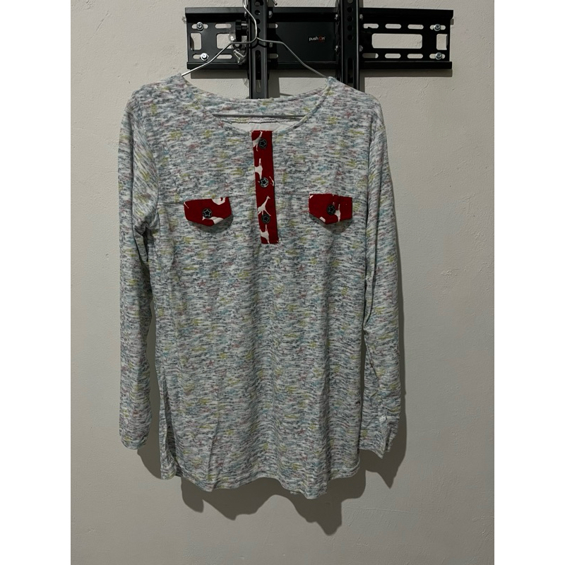 baju kaos motif jerapah
