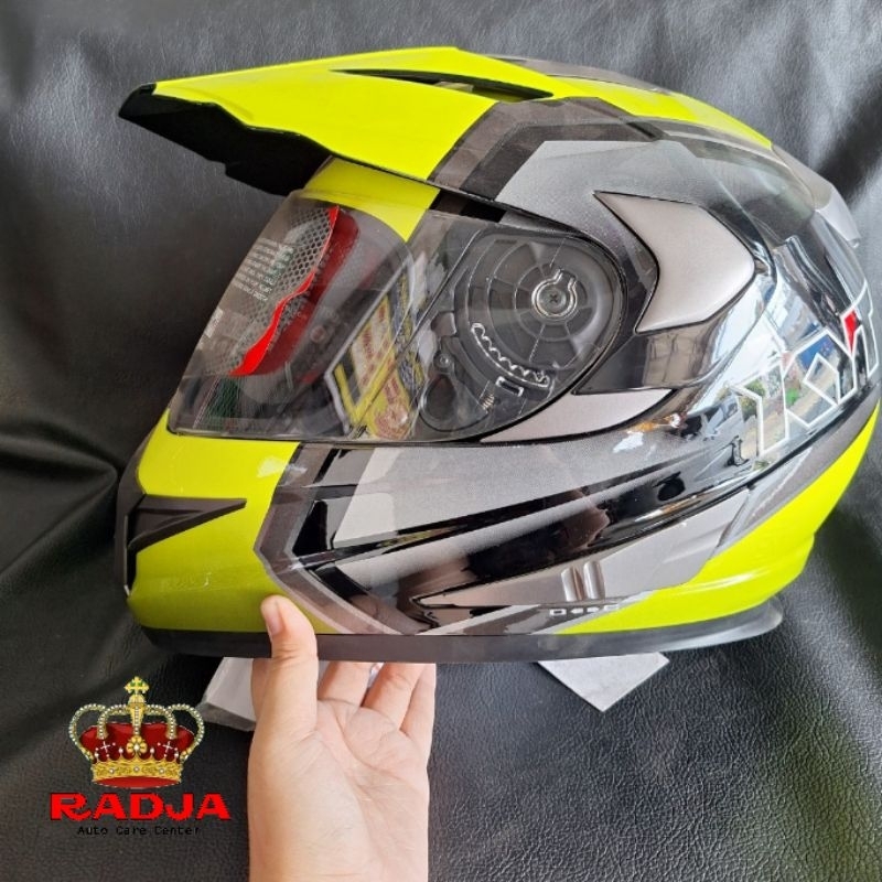 Helm motor KYT kuning