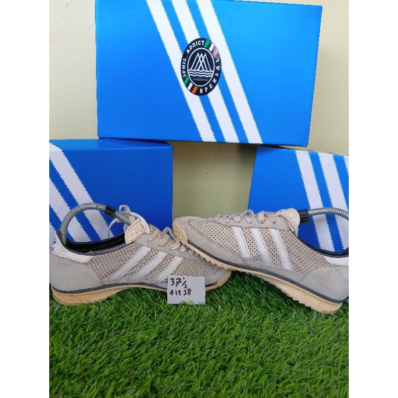 Adidas SL 72