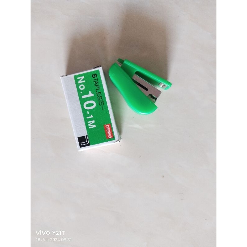 

1 Pcs Mainan Staples Mini Plus Isi