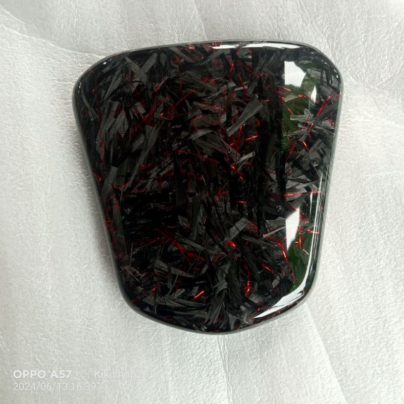 TUTUP TANGKI PCX 150 CARBON FORGED RED