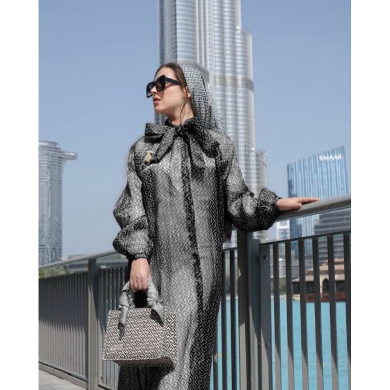 LaSabelle Deira Outer Dress