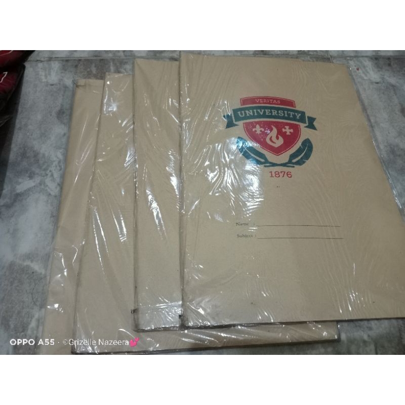 

Sampul Buku coklat isi 20 lembar(1 pack)