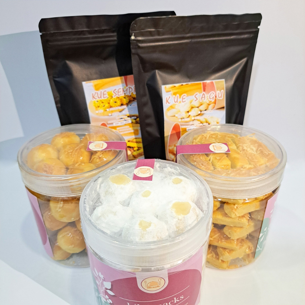 

Promo 3 Toples 2 Pouch Kue Rp. 127.000 ( KUE KASTENGEL, SALJU SUSU, NASTAR, POUCH SEMPRIT & SAGU )