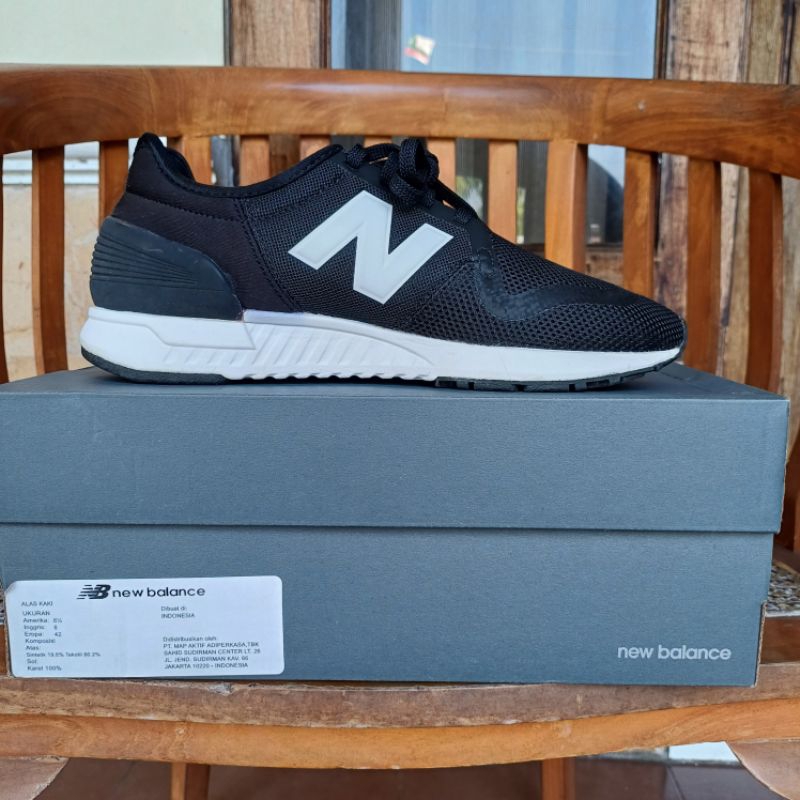 Sepatu Fashion Pria Sneakers New Balance 247s HITAM MS247SG3