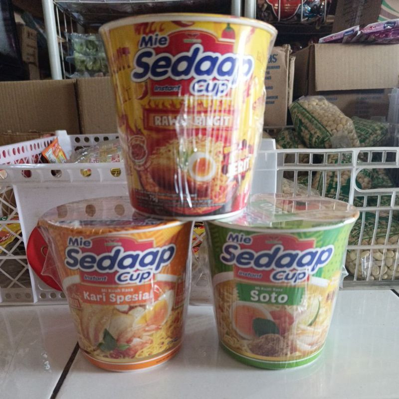 

Sedap Mie Cup Mie Instan Cup isi 12
