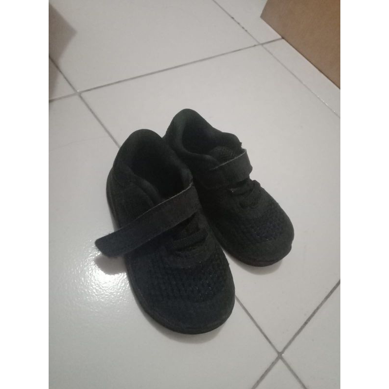 Sepatu anak nike original preloved