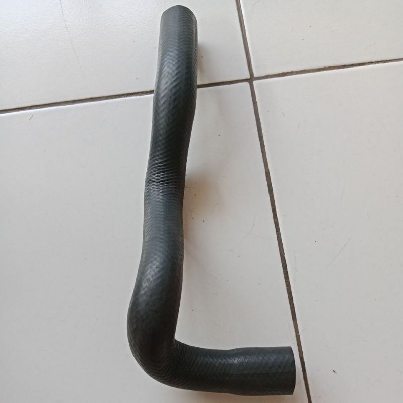 Selang Radiator Carry 1,0 Bawah