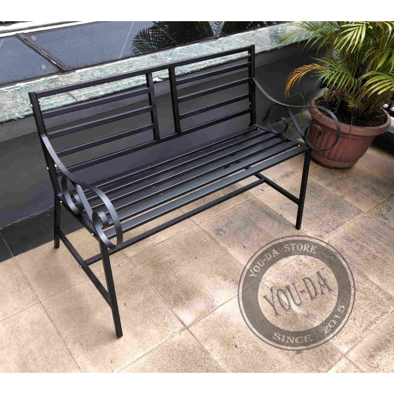 Kursi Besi Taman Teras Minimalis