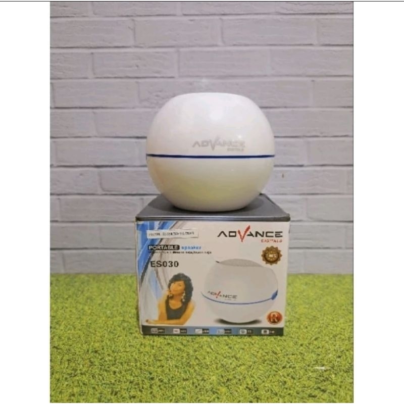 speaker mini advance ES-030R Bluetooth / FM Radio / TF Card / Aux / USB