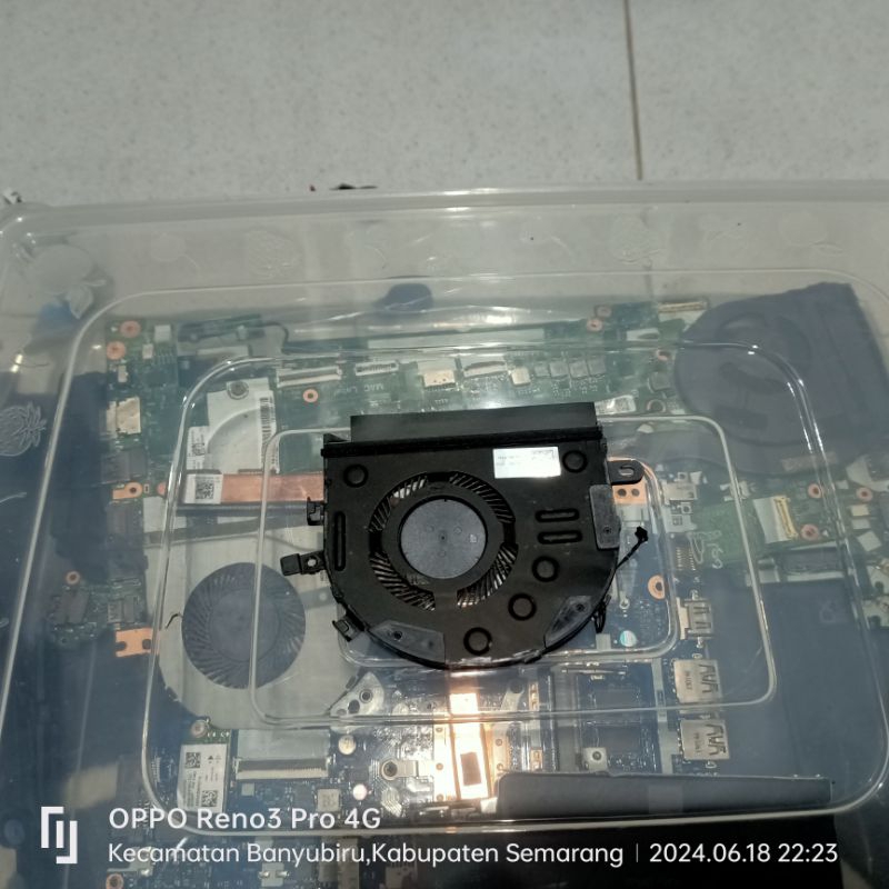 FAN LAPTOP LENOVO IDEAPAD YOGA 520-14IKB FLEX 5-1470 520S NORMAL