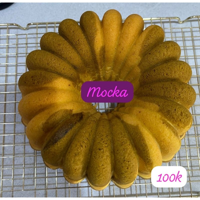 

Cake Marmer Rasa Mocca Homemade by Kana Bakery