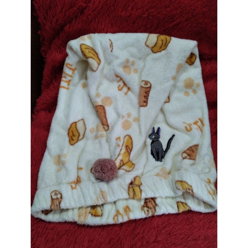 kupluk jiji 'KIKI'S  DELIVERY SERVICE'