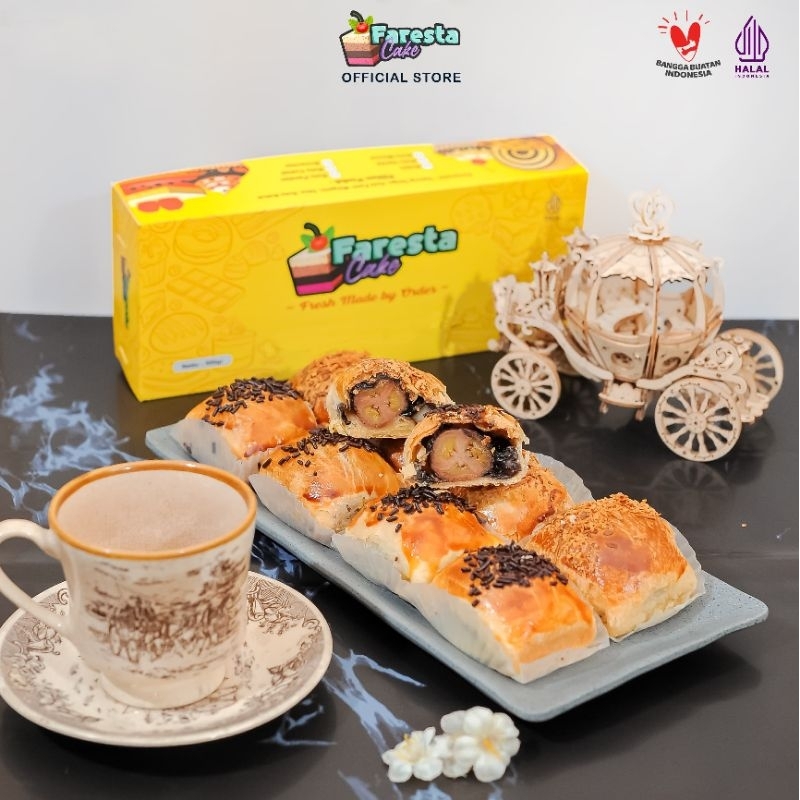 

BOLEN COKLAT MIX BOLEN PISANG COKELAT KEJU - ISI 8 PCS LEMBUT & NYOKLAT - BOLEN FARESTA CAKE