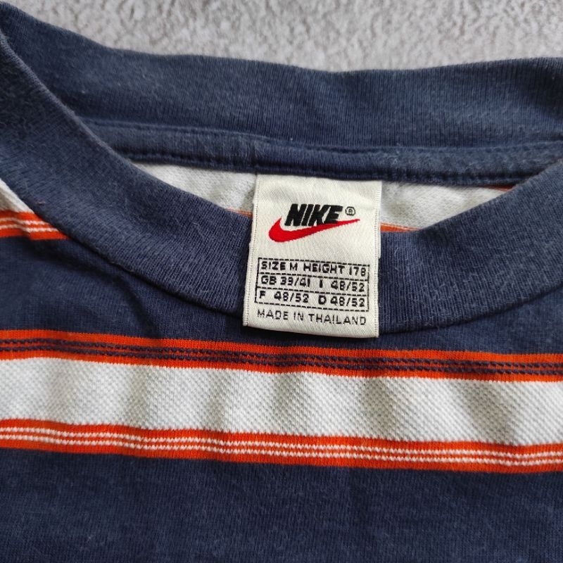t-shirt nike vintage stripe