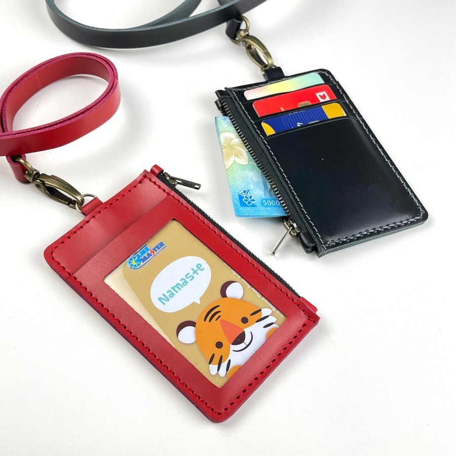 

Gantungan dompet ID card holder kulit tali zipper kartu banyak