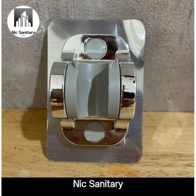 Gantungan Shower mandi hanger holder murah / Dudukan shower Tempel