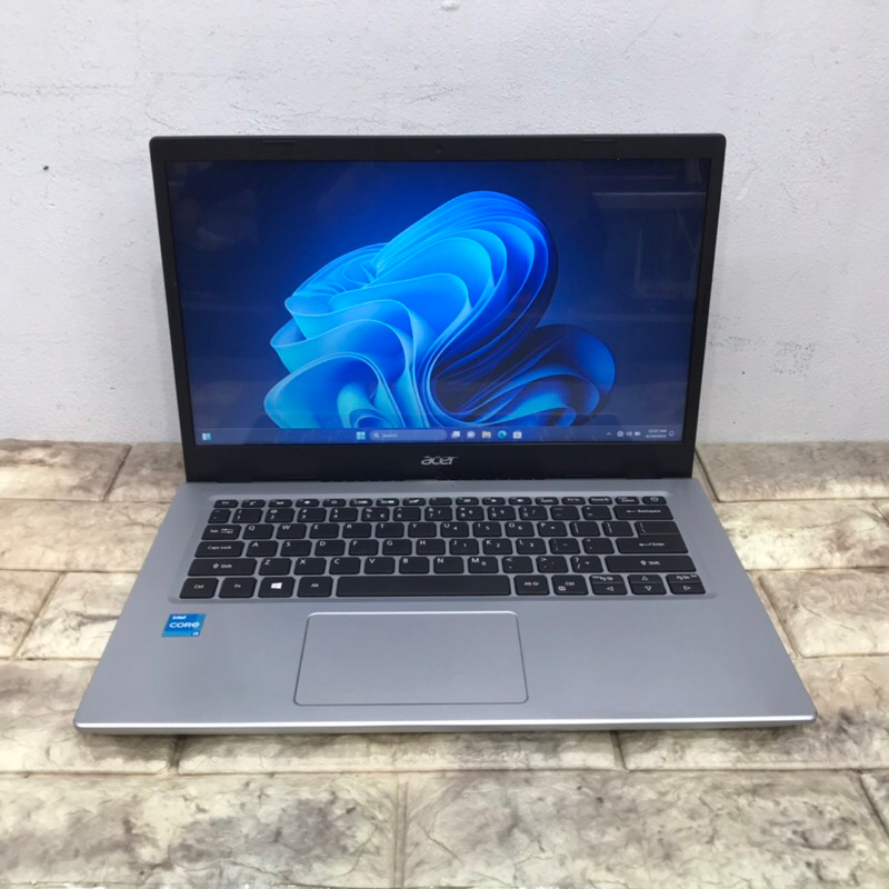 Laptop Acer Aspire 5 Intel core i3-1115G4 RAM 4GB SSD 512GB LIKE NEW