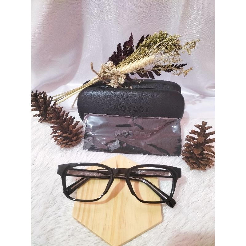 Frame Moscot
