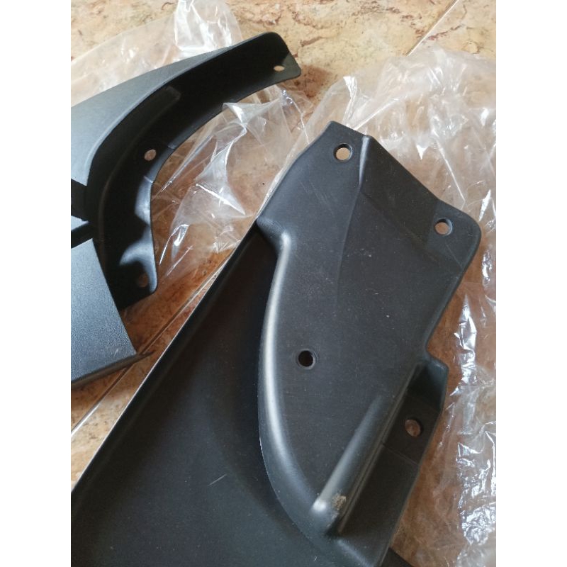 MudGuard Kijang Kapsul