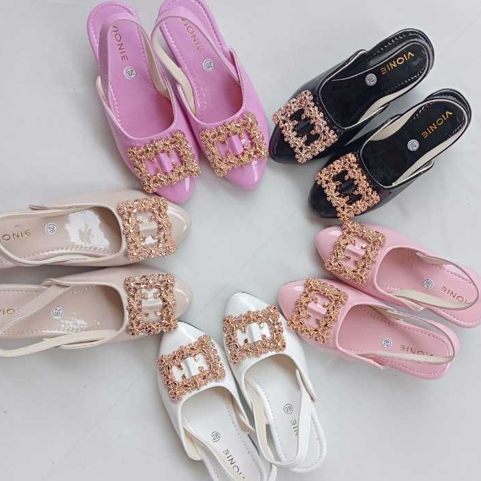 Sandal Selop Wedges Anak Wanita Isabel Bertali Karet Heels 3 Cm Anti Slip