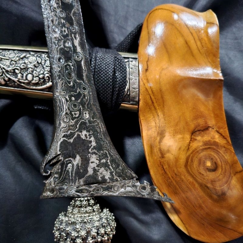 Keris Sempaner Bungkem Dwipamor Rojo Gundolo Udan Mas