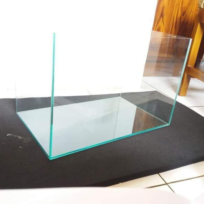 Aquarium 60x30x35 ( hanya tank aquarium )