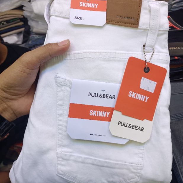 Gila Celana skinny Pull  Bear softjeans white  Celana Jeans Pria Putih Bersih Premium  Celana Putih 