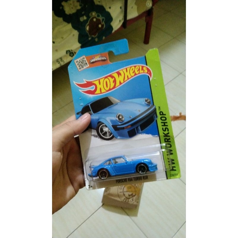 hotwheels Porsche 934 turbo RSR