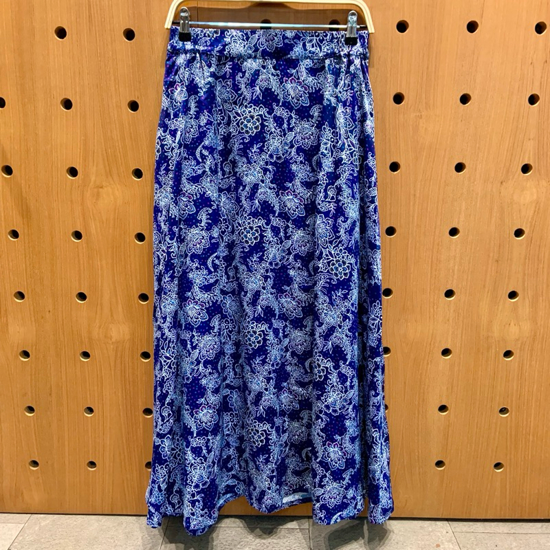 Flower Skirt Rok Kebaya Undangan Lebar