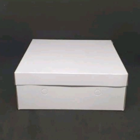 

kotak kue putih ukuran 12 x 16