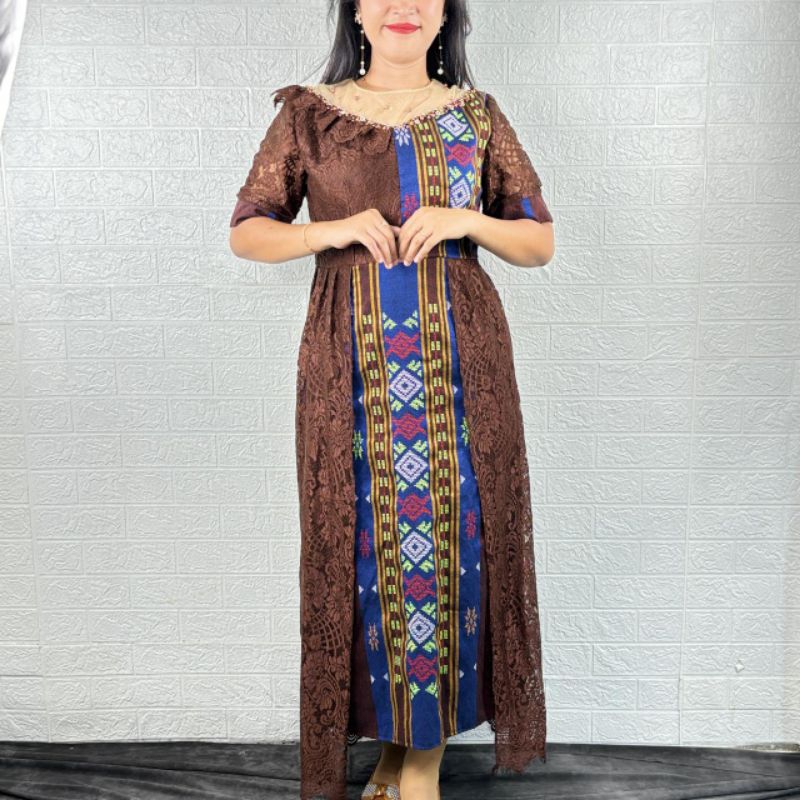 Dress Tenun Ulos Sutera Hongkong by Miss Nauli