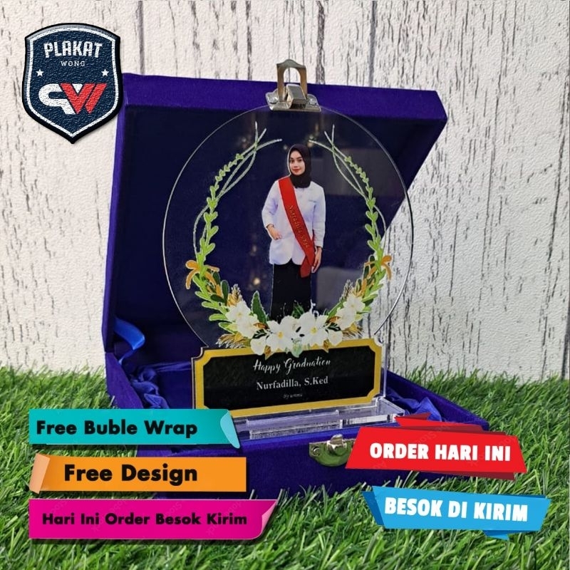 Plakat, plakat akrilik, trophy, piala, piagam penghargaan, cinderamata, (custom).