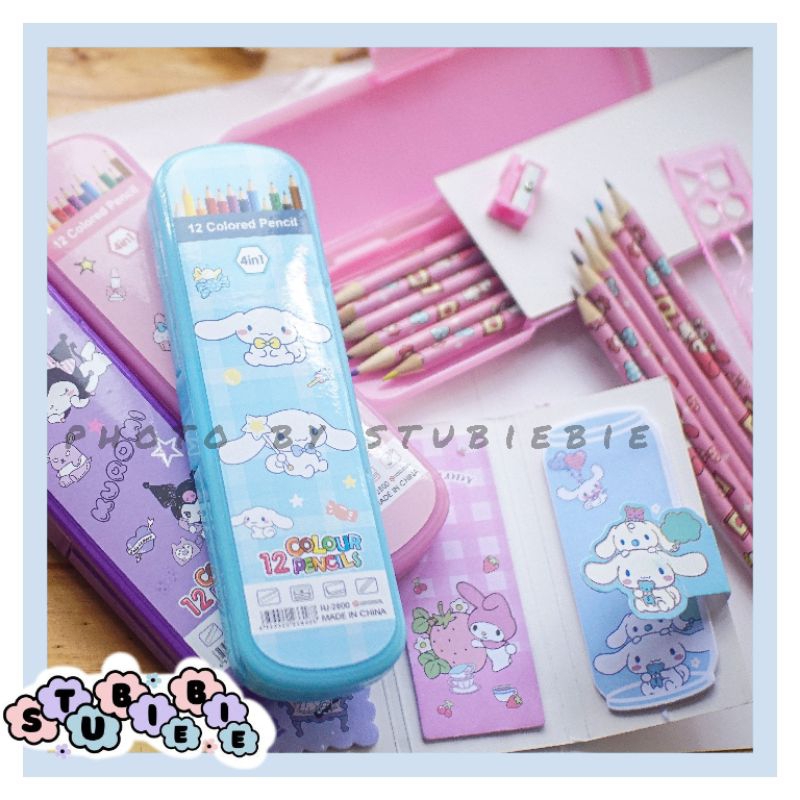 

PW01) 12pcs Pensil Warna Sanrio Free Penggaris Rautan Kuromi Alat mewarnai Peralatan Tulis Sekolah Pencil mewarnai Set Lengkap sekolah anak Karakter Kartun Jepang