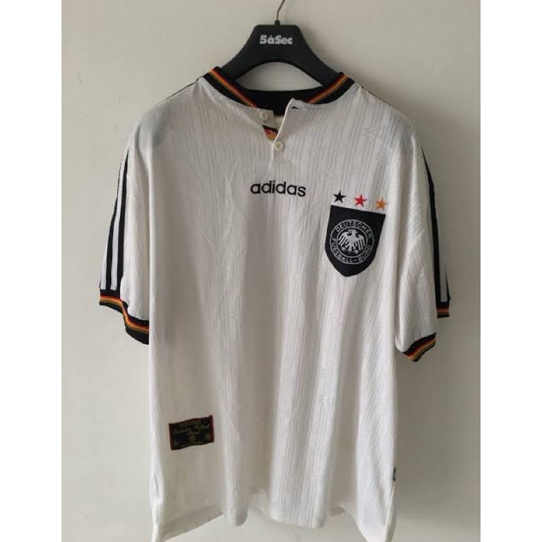 KODE I35Y RETRO  JERSEY RETRO JERMAN HOME 1996 GRADE ORI