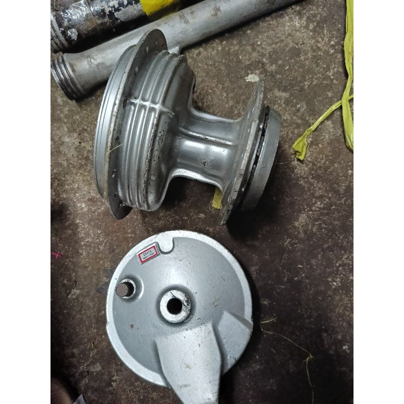 tromol belakang dt 175