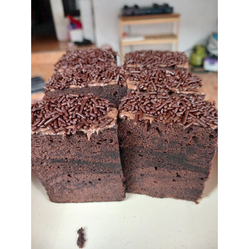 

Brownies Kukus Coklat Meses per slice