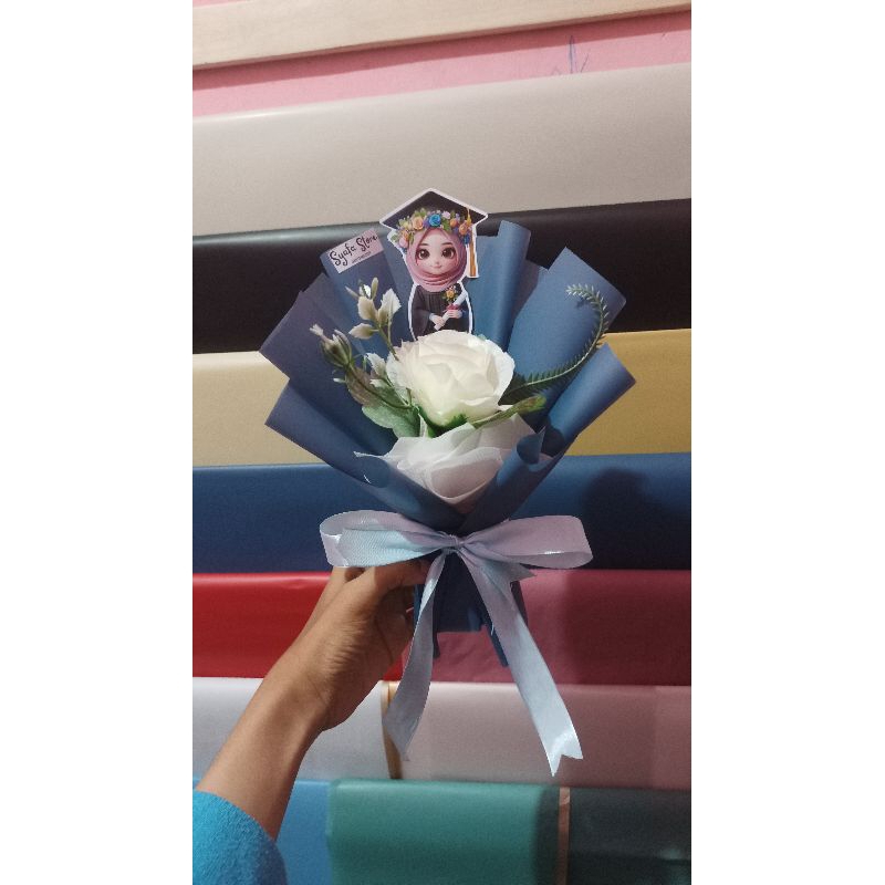 Buket mini wisuda/buket Wisuda karakter wanita/ buket Topper hari guru/buket hari guru/kado wisuda/k