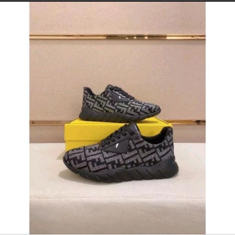 sepatu sneaker kets Fendi fashion pria eyes monster shoes man import 625