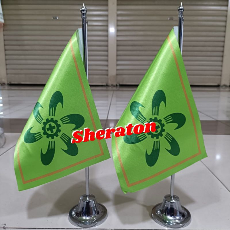 

tiang stenlis meja+bendera K3 terbaru dasar hijau