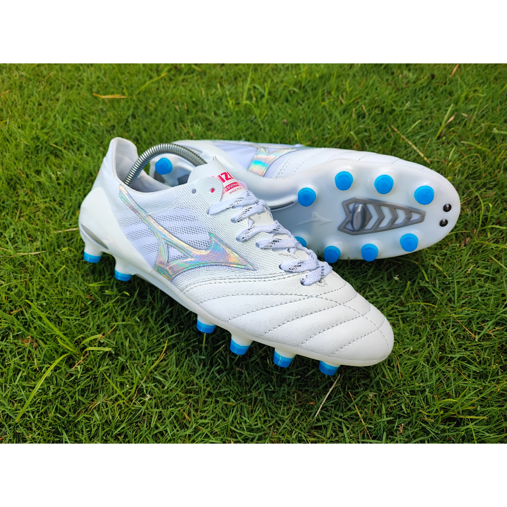Sepatu Bola Mizuno Morelia Neo II Pro FG - White Chrome