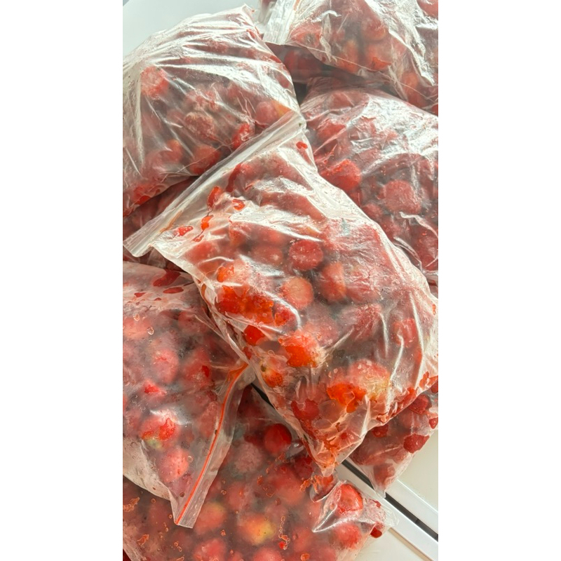 

strawberry frozen untuk smoothies