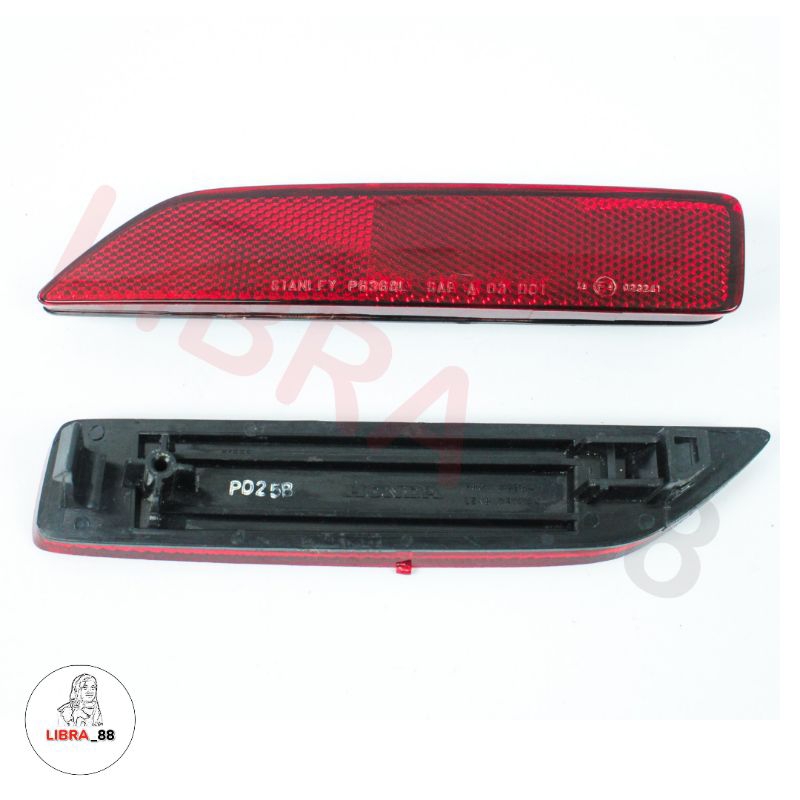 Reflektor mata kucing bumper belakang Honda mobilio e s rs 2014-2019 original