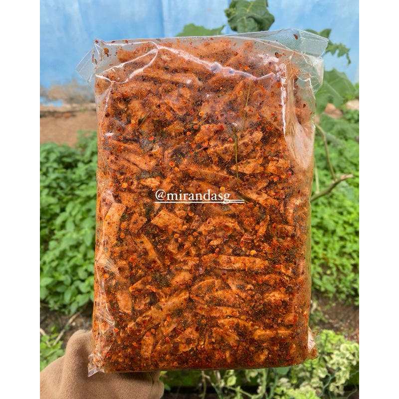 

Basreng Daun Jeruk // by Mirandasg