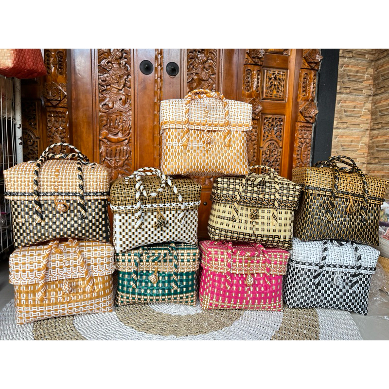 

mufibags dan bellabags(jika warna yang habis kami kirim warna random / komfirmasi seller sebelum check out)