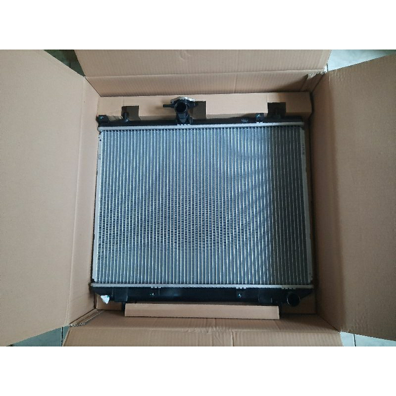 Radiator Rush Terios 2007 - 2013 Manual Original