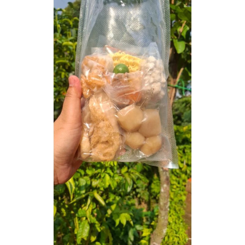 

baso aci / boci / cirawang / seblak (BASO ACI)