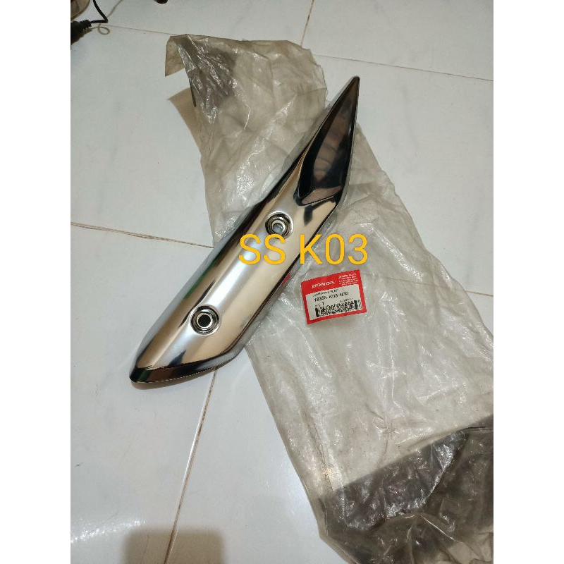 cover muffler tutup pelindung tameng knalpot revo fit f1 fone revo x injeksi ori 18355 k03 n30